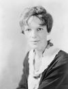 أحداث شهر مايو 100px-Amelia_earhart