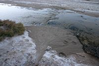 الدلتا 200px-Mini_Alluvial_Fan_Imprinted_with_Footprints