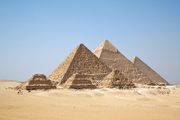  الحضارة الفرعونية 180px-All_Gizah_Pyramids