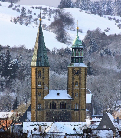 كنيسة القديس قزمان وداميان بجوسلار المانيا Marktkirche11-400