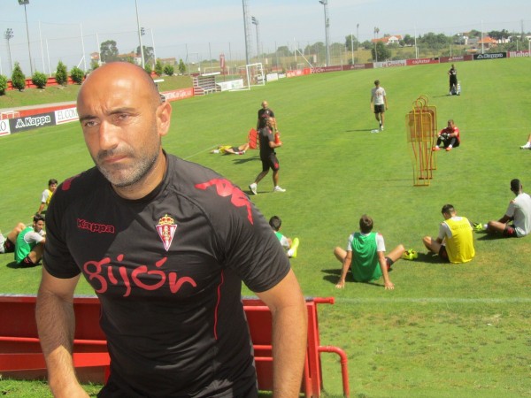 El Sporting de los récords Abelardo-600x450