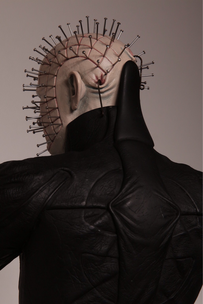 HELLRAISER: PINHEAD Premium format - Page 2 Pin3