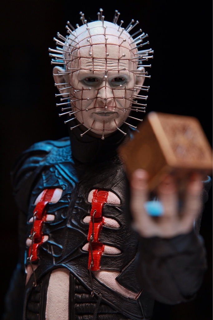 HELLRAISER: PINHEAD Premium format - Page 2 Pin4