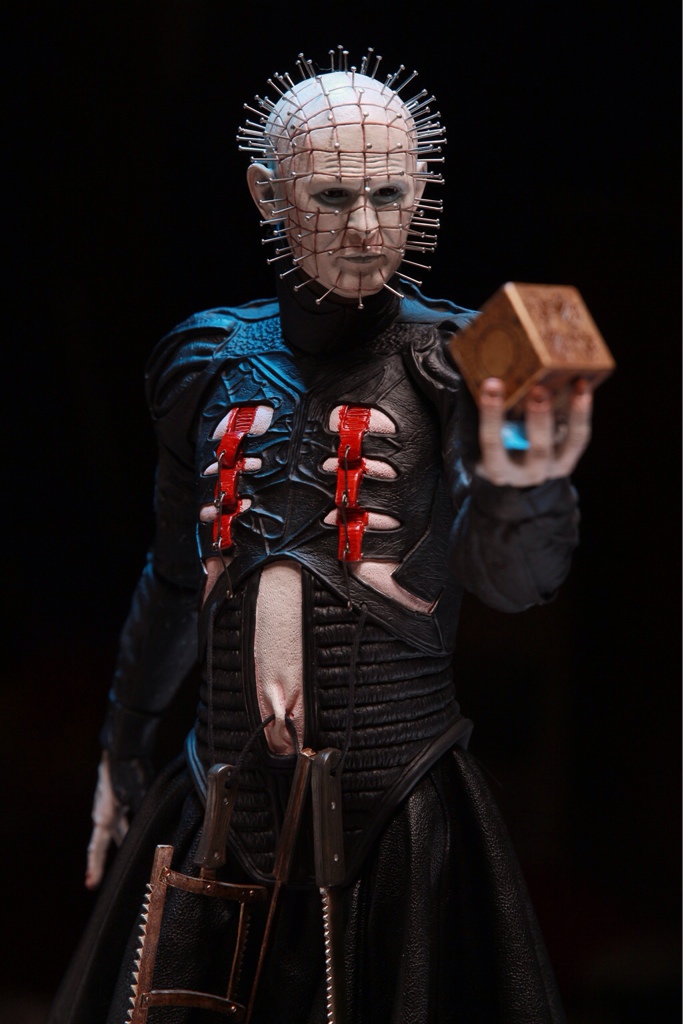 HELLRAISER: PINHEAD Premium format - Page 2 Pin7