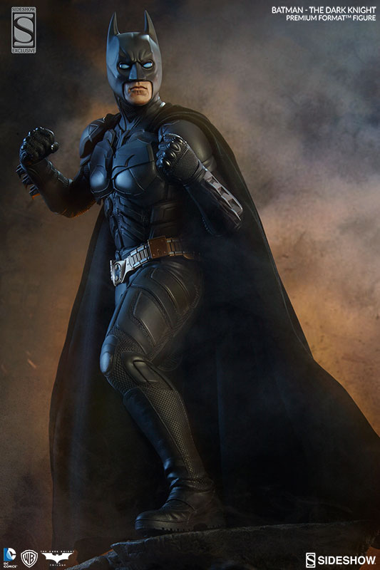 BATMAN : THE DARK KHNIGHT RISES PREMIUM FORMAT Batman-the-dark-knight-premium-format-sideshow-3002291-02