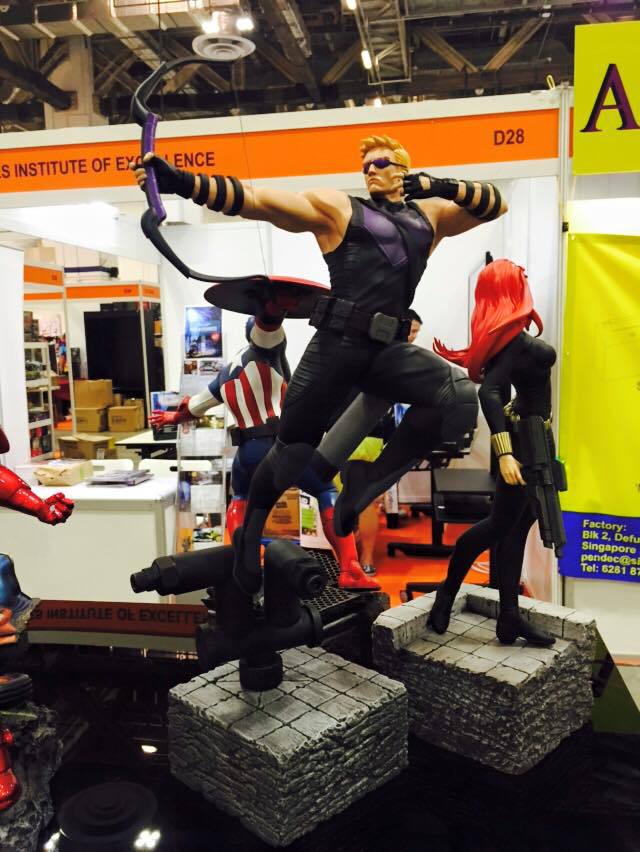 XM Studios : Hawkeye Sixth Scale Statue 17