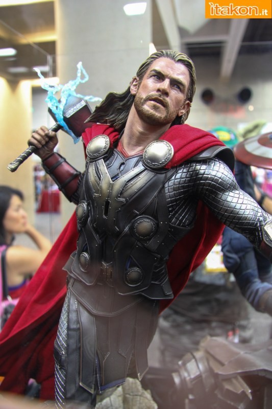 THOR " THE DARK WORLD" Premium format 56