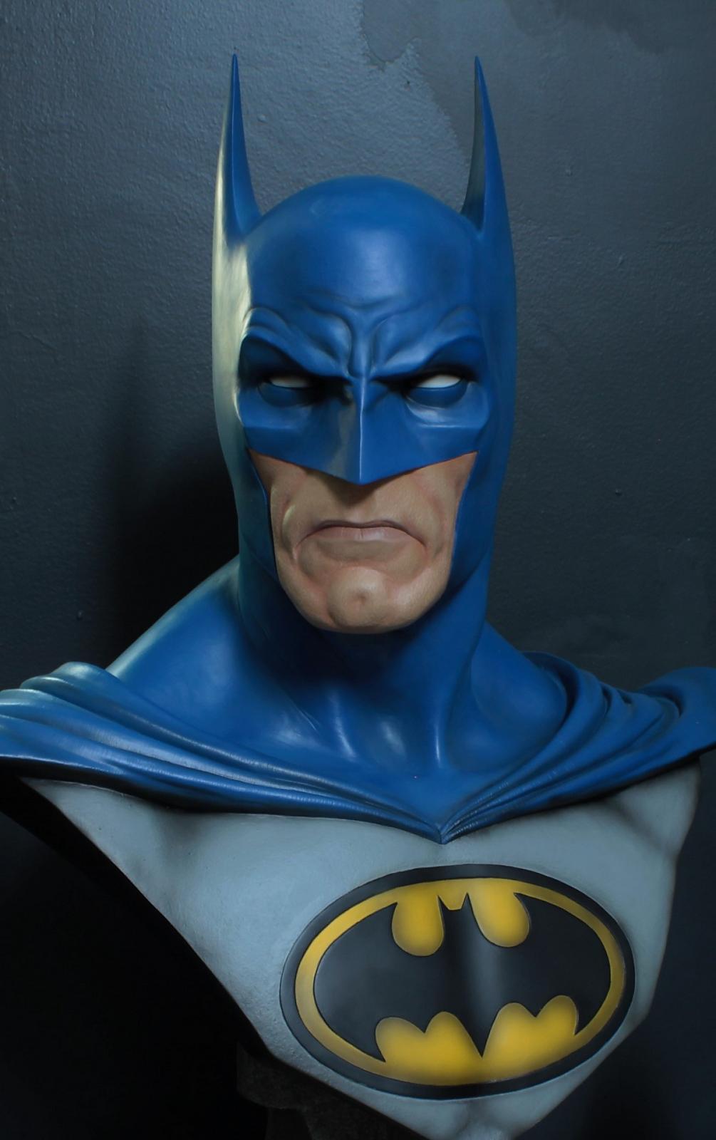 BATMAN MODERN AGE LIFE SIZE BUST 3