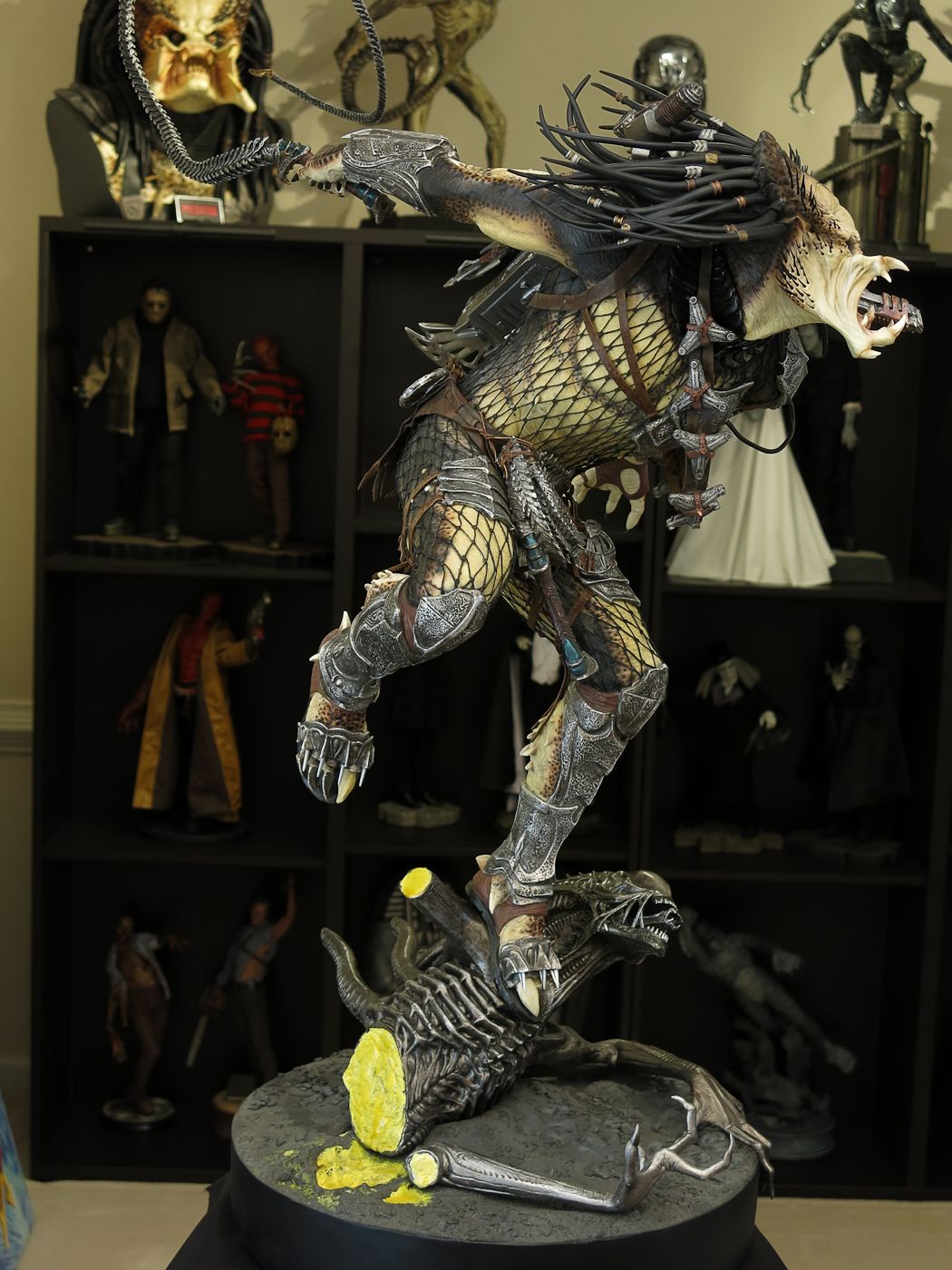 ALIENS VS PREDATORS: WOLF PREDATOR Legendary scale figure 14