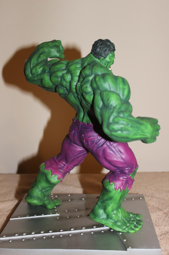 HULK  BOOKEND GENTLE GIANT ( serre livres ) Hulk5