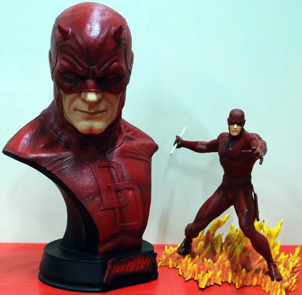 DAREDEVIL Life size bust  - Page 2 17