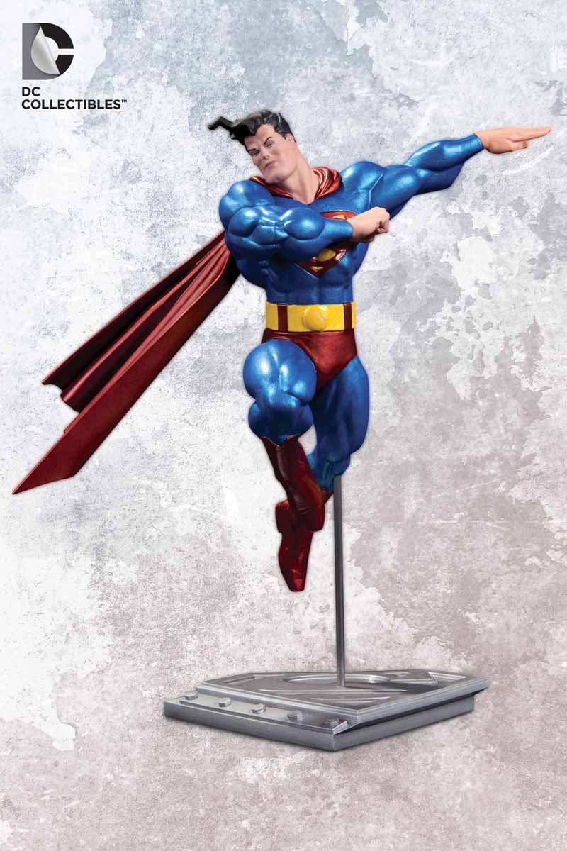 Metallic Superman Statue based on Frank Miller’s art SM_Statue_Miller_1