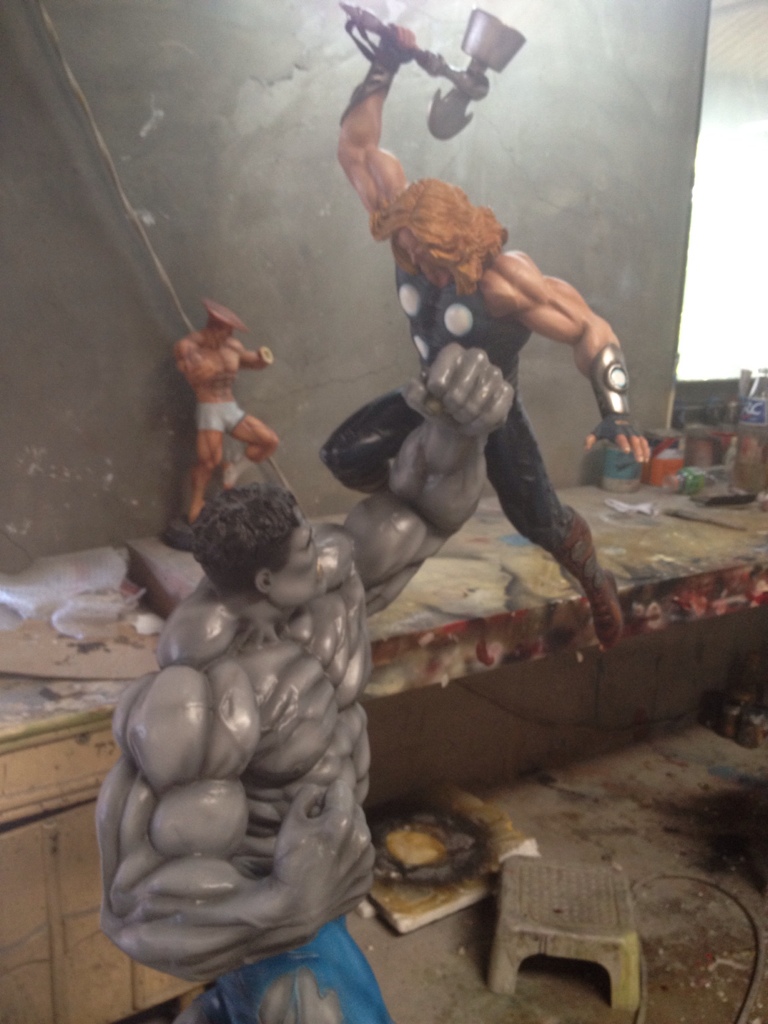 Bryan Hitch Ultimate Thor vs Ultimate Hulk diorama  1/4 Throvshulk2