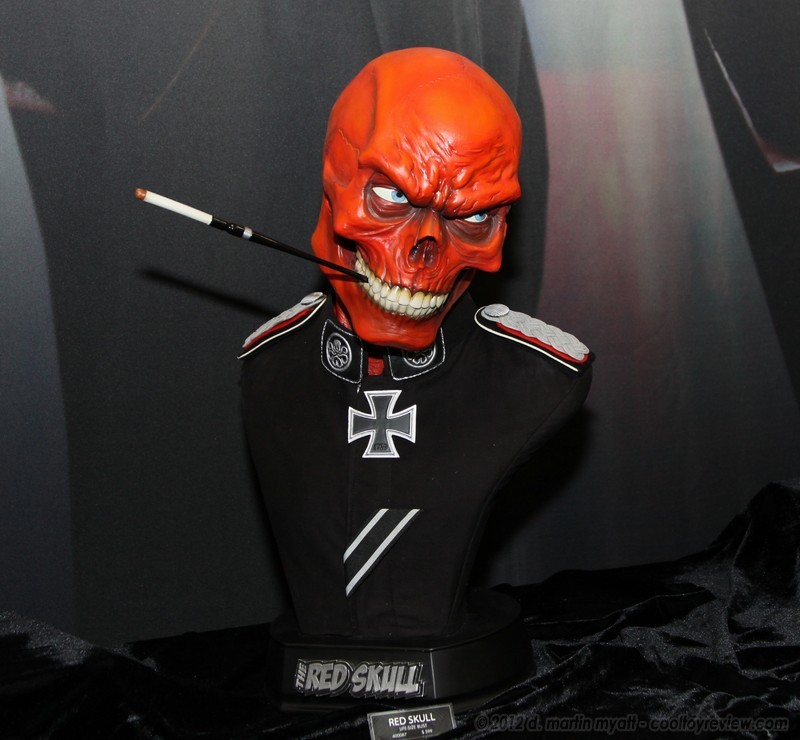 RED SKULL LIFE SIZE BUST - Page 2 Img6834zp