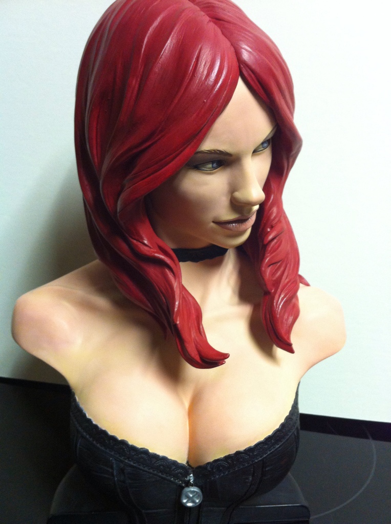 EMMA FROST  Legendary scale bust - Page 3 Emma3