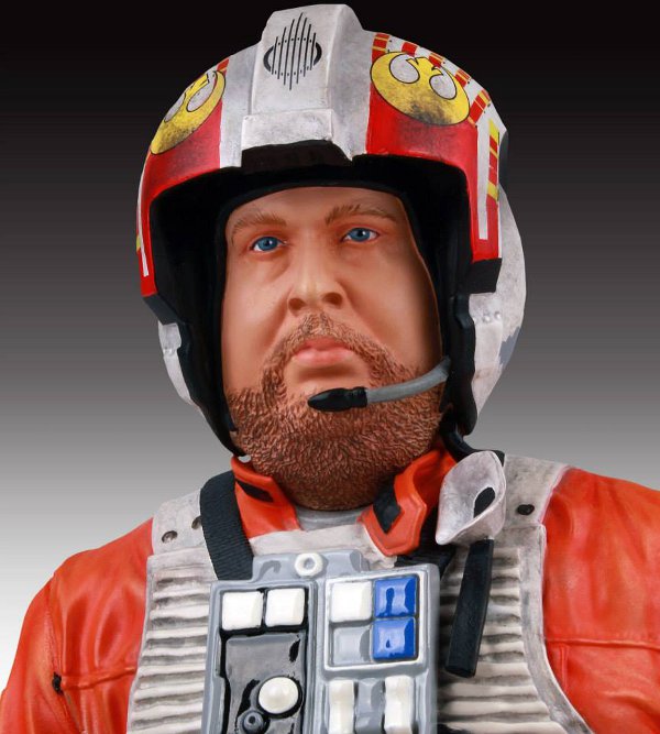 STAR WARS: JEK PORKINS Mini Bust  1-gentle_giant_-_jef_porkins_mini_bust