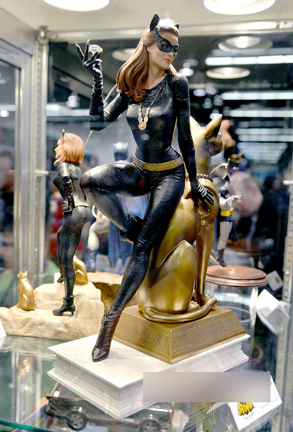 TWEETERHEAD : JULIE NEWMAR CATWOMAN MAQUETTE 5-Tweeterhead__Julie_Newmar_Catwoman_Maquette