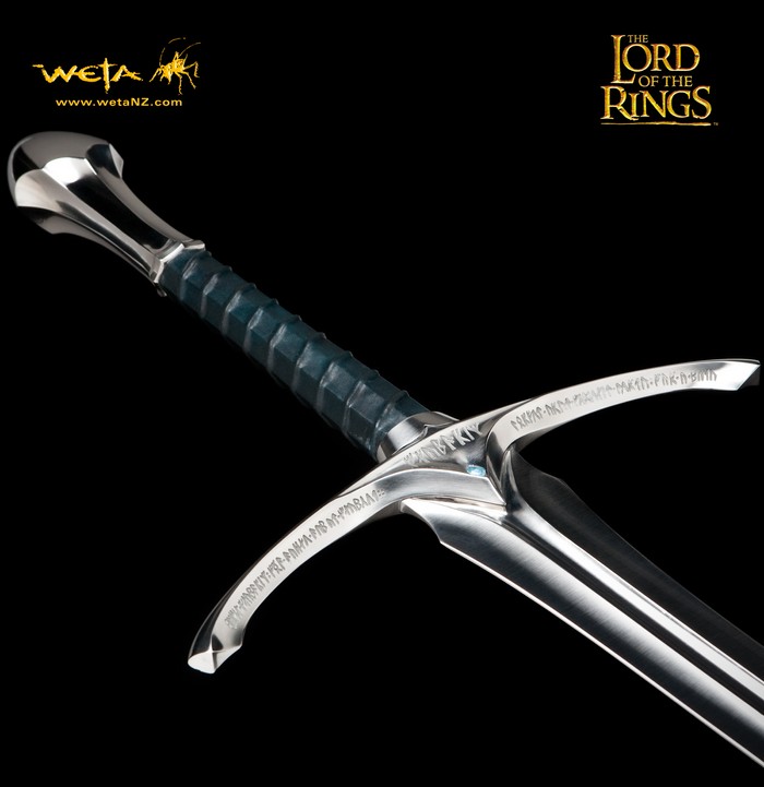 GLAMDRING - THE MASTER SWORDSMITH'S COLLECTION Glamdring_master_swordsmith1__Copier_