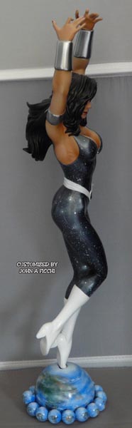 WONDER GIRL "Donna Troy" - Statue - John A.Ficchi Custom_donnatroy43