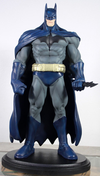 JLA "McGuiness style" 'Batman' - Statue - William V. 0BatmanwilliamVfenix1