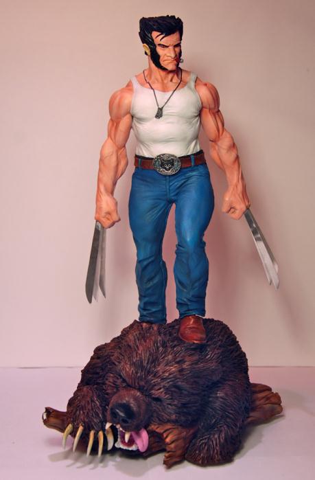 Wolverine "Logan vs Wild" - Statue - Troy McDevitt Loganpainted