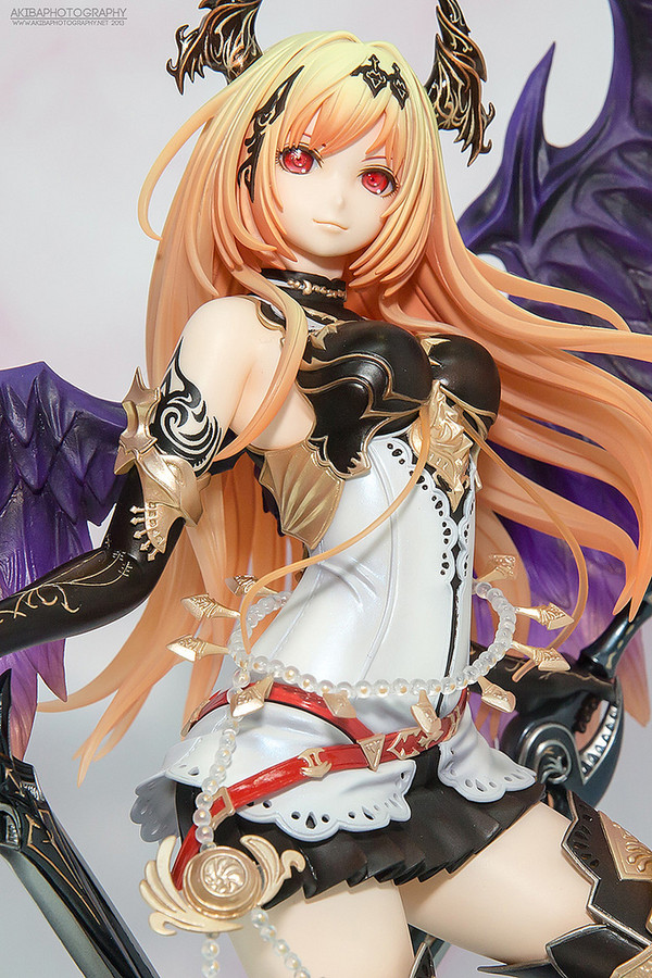 Dark Angel Olivia de Shingeki no Bahamut Dark-Angel-Olivia-Shingeki-no-Bahamut-Kotobukiya-6