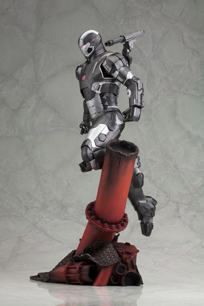 IRON MAN 3 FILM : WAR MACHINE Iron_Man_3_statue_ARTFX_War_Machine_Kotobukiya3