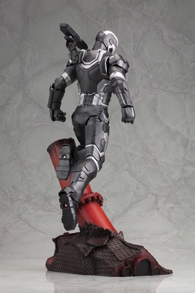 IRON MAN 3 FILM : WAR MACHINE Iron_Man_3_statue_ARTFX_War_Machine_Kotobukiya4