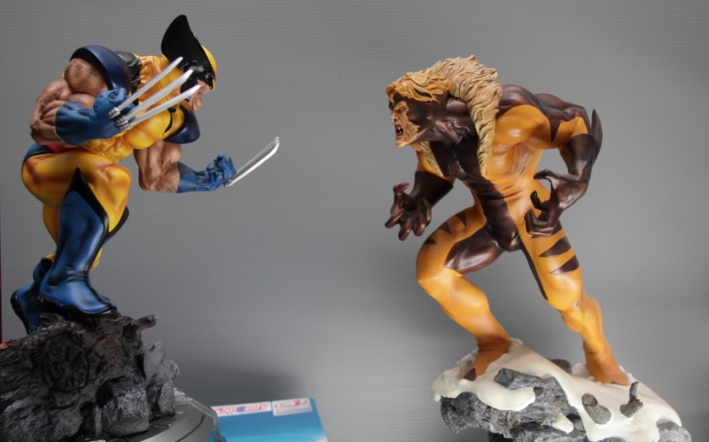 X-Men Danger Room Session – WOLVERINE - Page 3 Wolverine_kotobukiya_vs_Sabretooth_Bowen