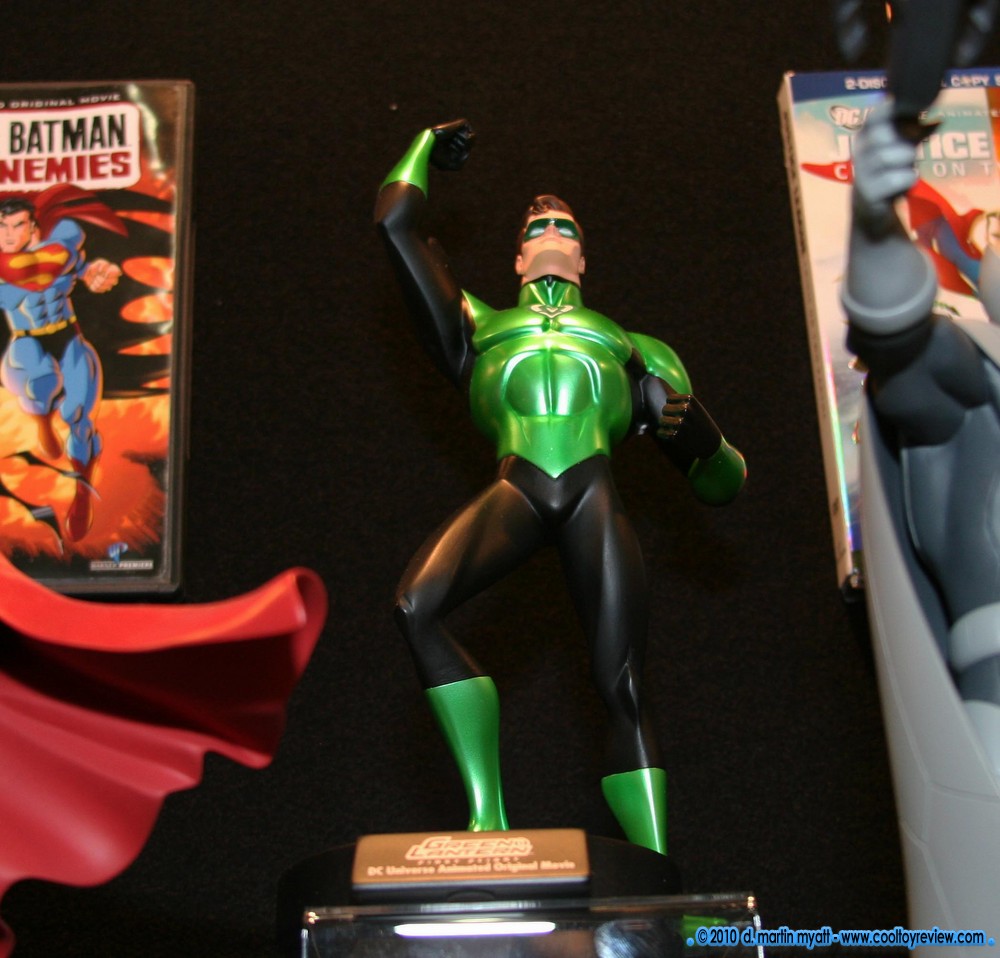 GREEN LANTERN : FIRST FLIGHT DVD Maquette First_Flight_DVD_Maquette