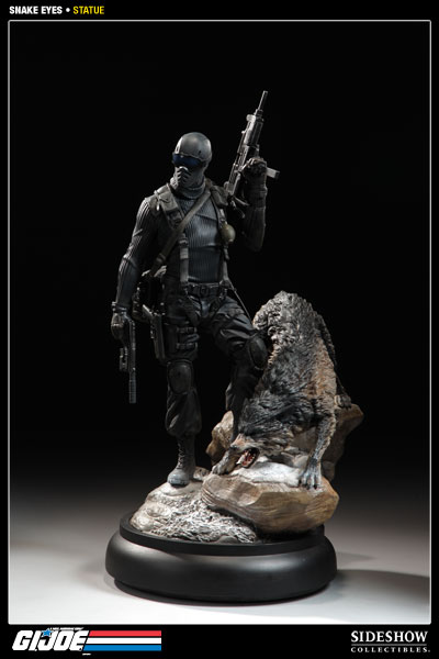 GI Joe (Sideshow) - Page 3 Snake-eyes-statue-sideshow-001