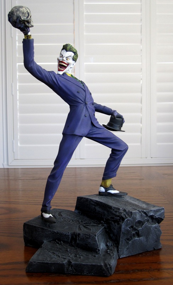 THE JOKER STATUE (1995) - WILLIAM PAQUET - PICS! The_joker_statue_1995_william_paquet_7