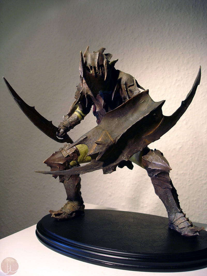 MORIA ORC SWORDSMAN MORIA_ORC_SWORDSMAN_WETA_STATUE_02__Copier_