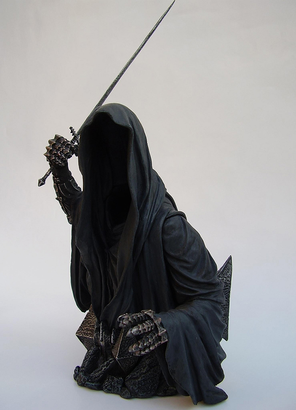 LOTR: RINGWRAITH MINI BUST  RINGWRAITH_MINI_BUST_GENTLE_GIANT_03