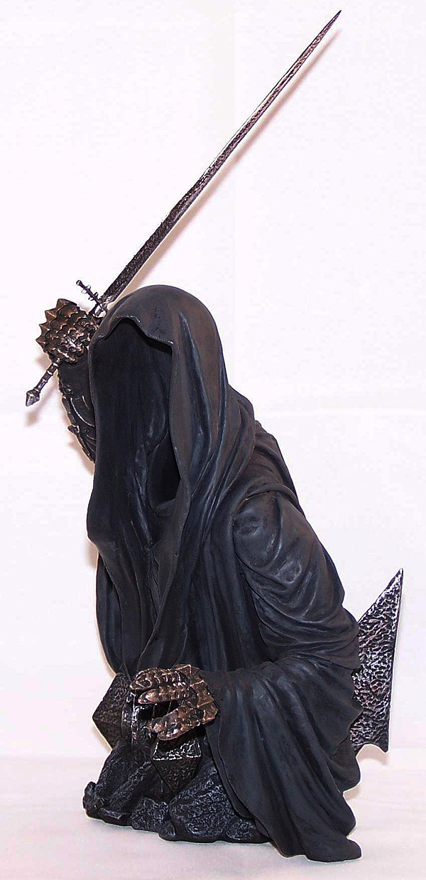 LOTR: RINGWRAITH MINI BUST  RINGWRAITH_MINI_BUST_GENTLE_GIANT_11