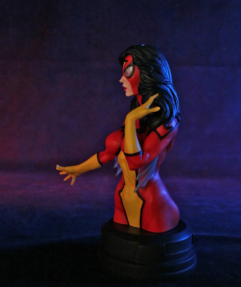 SPIDER-WOMAN MINI BUST GENTLE GIANT SPIDER-WOMAN_MINI_BUST_GENTLE_GIANT_005__Copier_