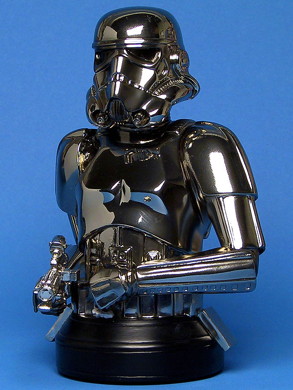 STAR WARS: STORMTROOPER CHROME UK EDITION MINI BUST STORMTROOPER_CHROME_UK_EDITION_MINI_BUST_GENTLE_GIANT_02