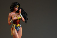 Les travaux de Paul Moore - Page 5 Wonderwoman_custom_paul_moore_small