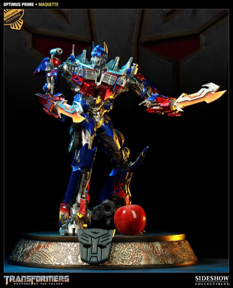 TRANSFORMERS Revenge of the fallen: OPTIMUS PRIME Maquette TRANSFORMERS_REVENGE_OF_THE_FALLEN_OPTIMUS_PRIME_MAQUETTE_4000321_press_01__Copier_