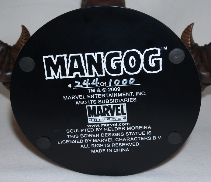 MANGOG Bustbowenmangog