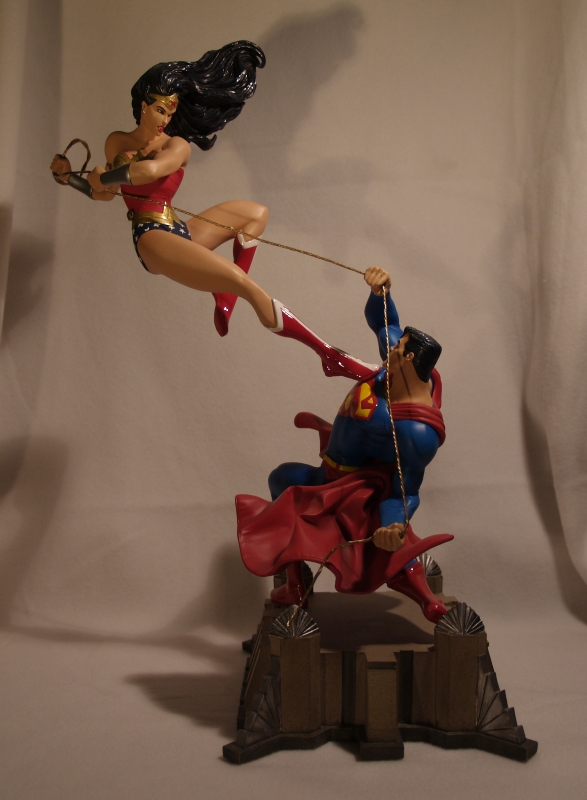 WONDER WOMAN VS SUPERMAN Statue Dcdioramasupermanvswonderwoman