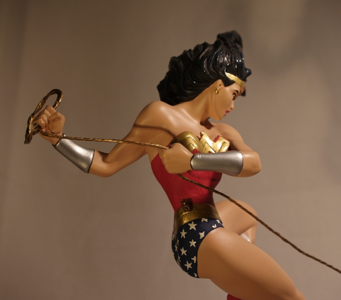 WONDER WOMAN VS SUPERMAN Statue Dcdioramasupermanvswonderwoman5