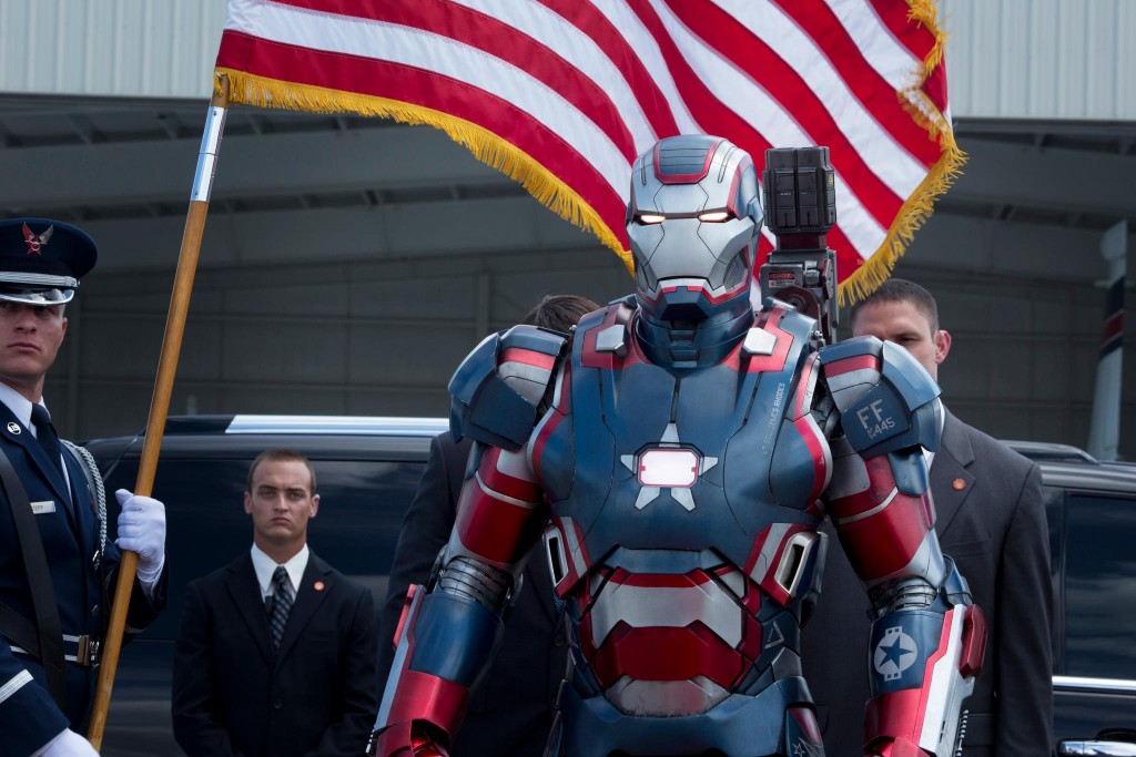 IRON MAN 3 - Page 4 IRON-PATRIOT-WAR-MACHINE-1024x683_1_