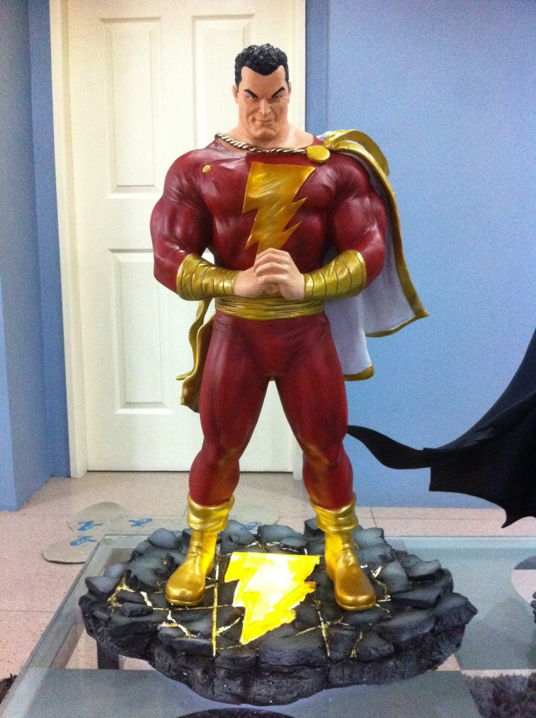 Shazam 1/4 scale museum Shazam_1-4_scale_museum__g