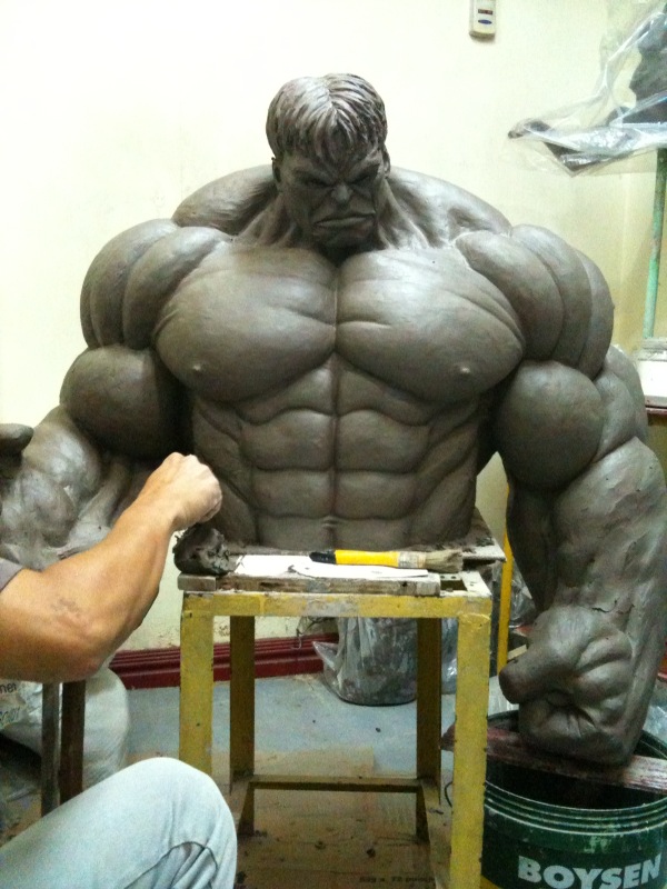 Statue Hulk au....1/2 1233_1_