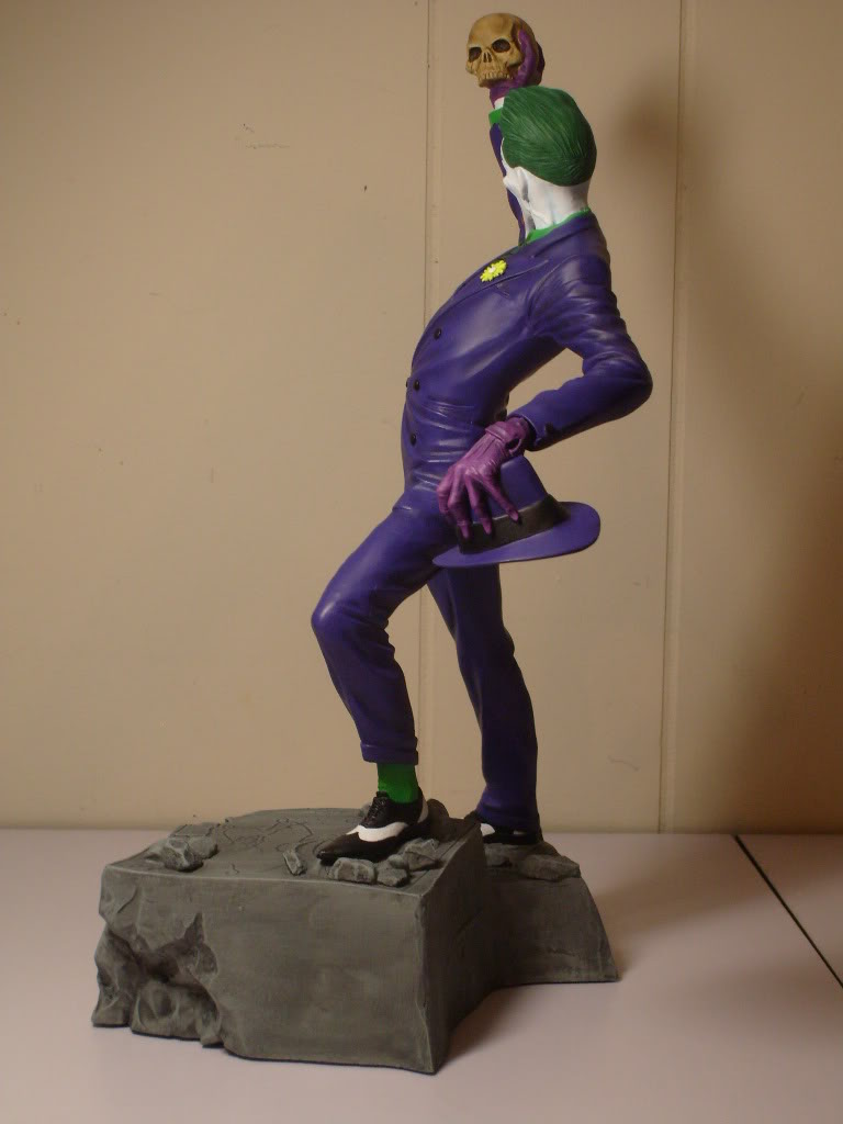 Les travaux de SKORPSTA THE_JOKER_STATUE_CUSTOM_REPAINTED__E