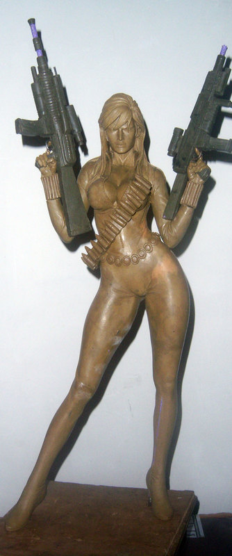 Black Widow statue 881a_1_