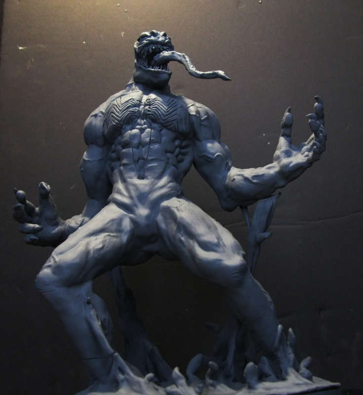 Statue de venom, captain américa et wolverine Grauvenom01_1_