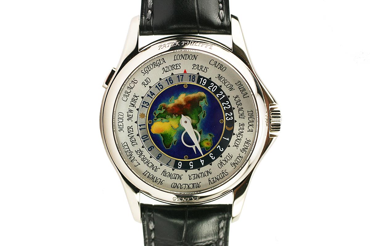 Les plus belles "World Time" - Page 8 Patek-5131-z