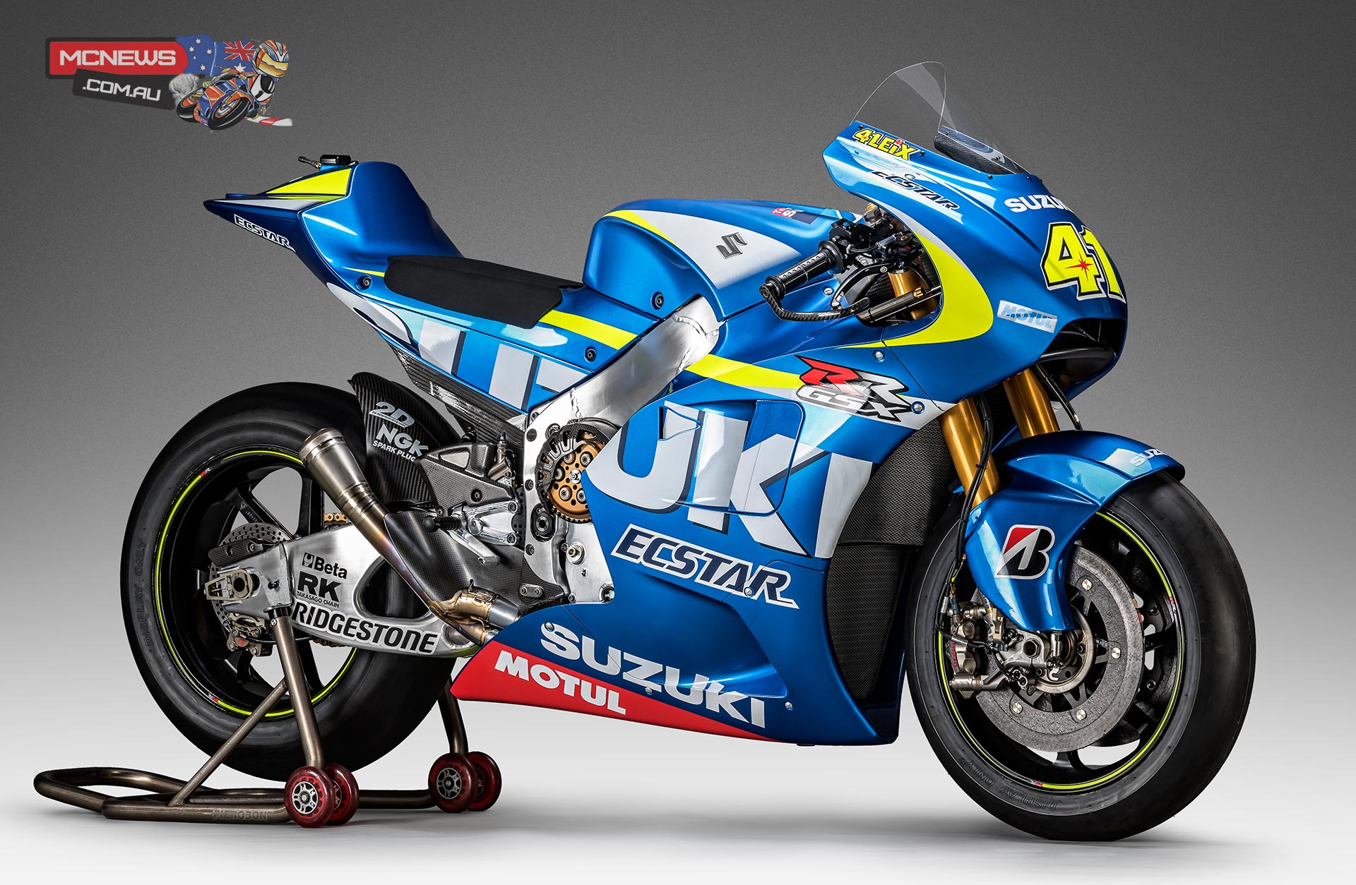 konichi wa from Japan MotoGP-2015-Suzuki-Aleix-Espargaro-Bike